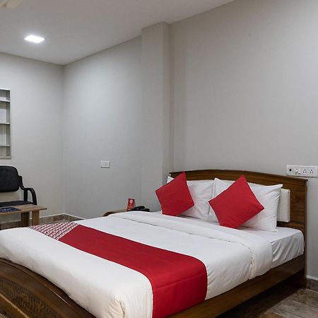 Hotel O Nestle Inn Ченай Екстериор снимка